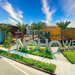 Amazing In Noho Los Angeles